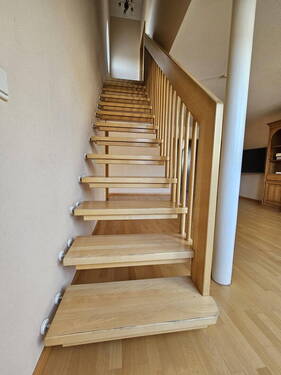 Treppe 3 - 