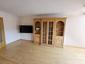 Wohnzimmer 1. DG - Schrank +TV - Etagenwohnung mit 55,60 m&sup2; in Karlsfeld zum Kaufen