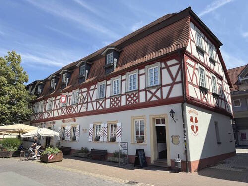 Eiscafé im EG - 