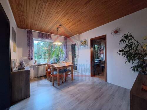 Esszimmer - 6 Zimmer Einfamilienhaus in Weener