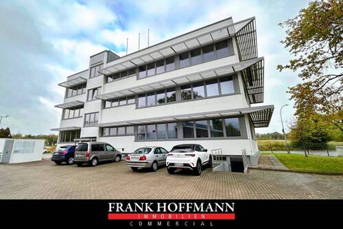 M1341-2.OG Titelbild - Flexible Bürofläche mit Stellplätzen und Keller in Quickborn
