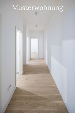 Flur Musterwohnung - 2 Zimmer Etagenwohnung in Berlin