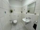 WC - 