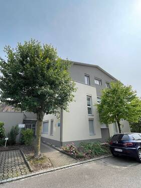 Hausansicht - Etagenwohnung mit 80,90 m² in Weil am Rhein zum Kaufen