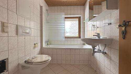 Badezimmer - Einliegerwohnung - 