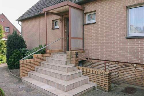 Eingangsbereich - Charmantes Einfamilienhaus mit großem Garten und teilbarem Grundstück in Tiddische