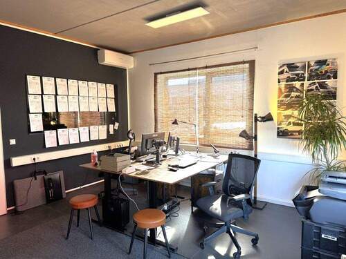 vordere Halle, Büro - 