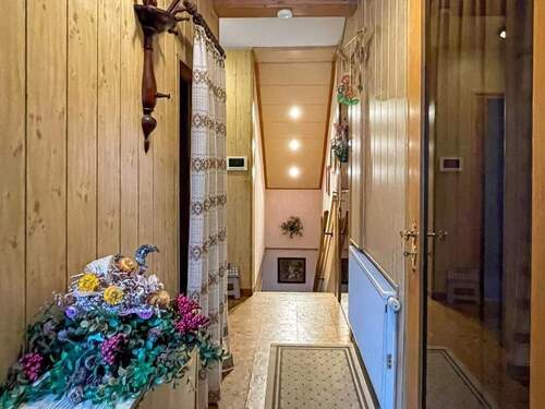 Flur OG - Einfamilienhaus in Wurzbach zum Kaufen