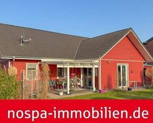 Dänisches Wohnflair trifft Effizienz! Ebenerdig bewohnbares Holzhaus mit Doppelcarport - Hürup