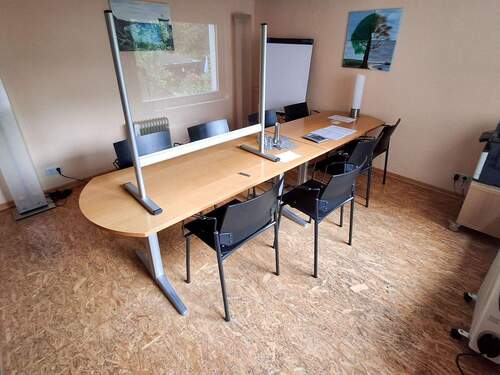 Büro im Nebengebäude - 