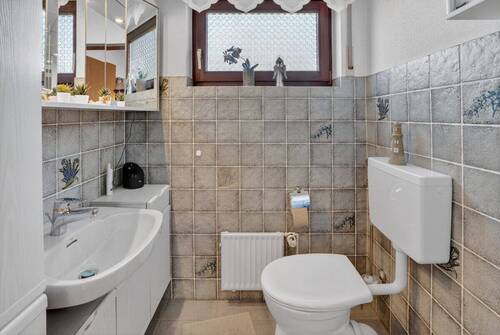 6V7A2283 - 