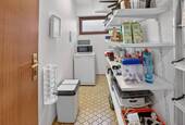6V7A2311 - 