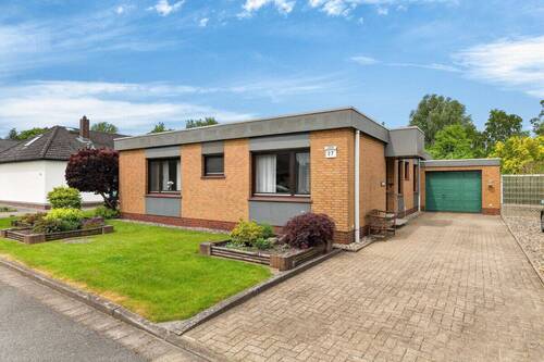 6V7A2615 - 4 Zimmer Mehrfamilienhaus, Wohnhaus zum Kaufen in Nordenham / Blexen