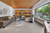 6V7A2195 - 