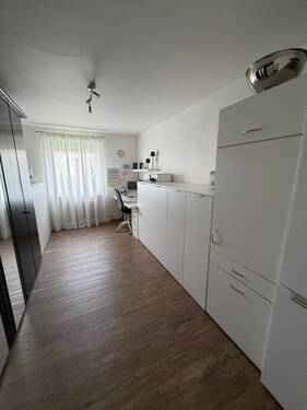 Zimmer 2 - 