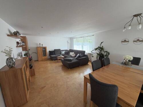 Wohnen / Essen - 4 Zimmer Etagenwohnung zum Kaufen in Schönaich