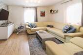 Wohnzimmer 1. OG rechts - 
