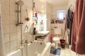 Badezimmer 1. OG links - 
