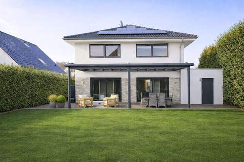 Bild 2 - 4 Zimmer Einfamilienhaus zum Kaufen in Krefeld / Oppum