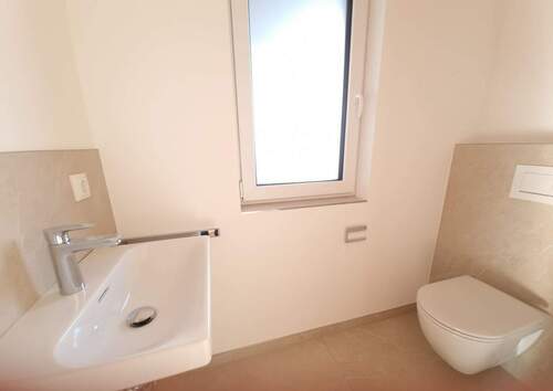 Gäste-WC. - Erdgeschoss - 