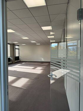 Blick ins Großraumbüro - Büro zur Miete in München