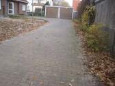 Zufahrt z. Hs. u. Garagen.JPG - 