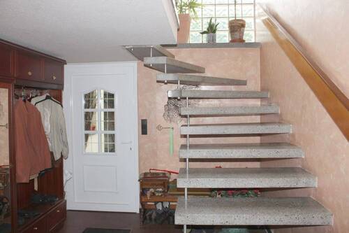 Nach der Eingangsdiele ... - 