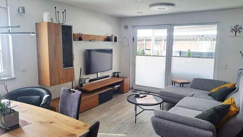 Wohnbereich mit Terrassentür - 