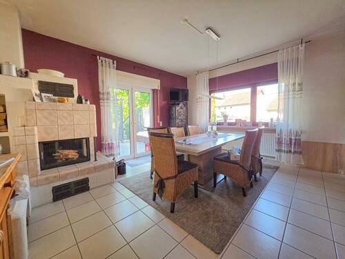 Zimmer EG hinten - 