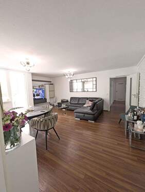 Wohnen-Essen - Etagenwohnung mit 92,50 m&sup2; in Nürnberg zum Kaufen