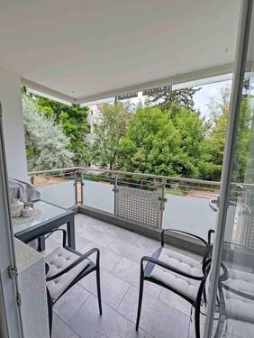 Balkon beim Wohnzimmer - 