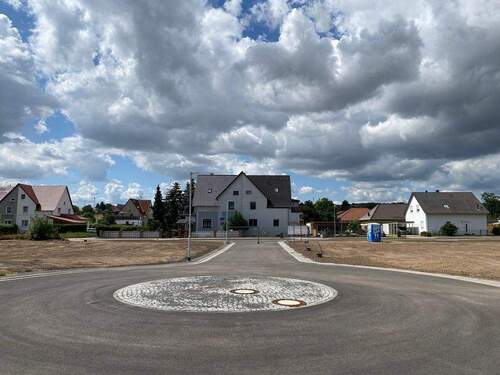 Straße - Grundstück in Aschersleben