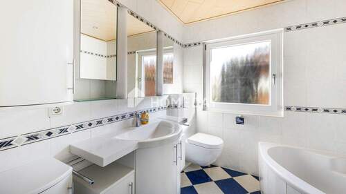 EG Badezimmer 1 - 