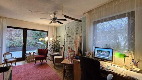 Arbeits-/Schlafzimmer OG - 