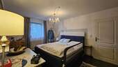 Schlafzimmer EG/Souterrain - 