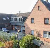 Mehrgenerationenhaus in grüner ruhiger Lage von Alpen-Veen