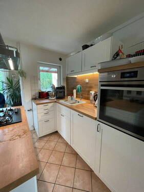 Küche - Attraktive 4 Zi-Wohnung - ideal für WG oder Familie - in Nikolausberg