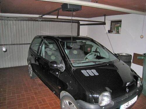 Garage - 