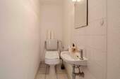 WC - 