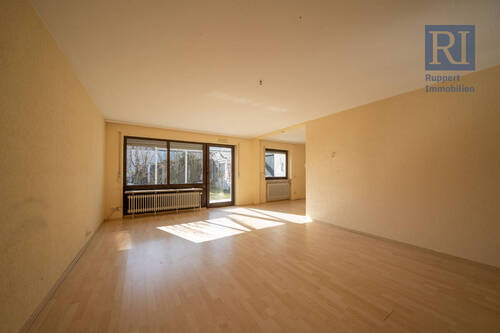 Wohnzimmer - Einfamilienhaus mit 115,00 m&sup2; in Würzburg zum Kaufen