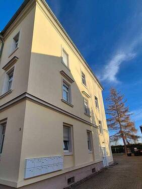 Gebäudeansicht - Etagenwohnung mit 46,00 m&sup2; in Dresden zum Kaufen