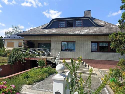 EFH - Sofort bezugsfertiges Einfamilienhaus mit Tiefgarage, großem Keller in Fredersdorf-Vogelsdorf
