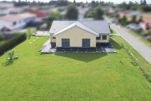 Hausansicht Drohne - 