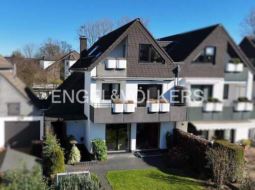 Bild 1 - Wohnen mit viel Lebensqualität in Hilden-Süd - Gepflegte Doppelhaushälfte mit sonnigem Garten.