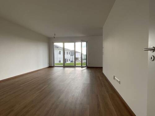 mit direktem Zugang auf die Terrasse - 