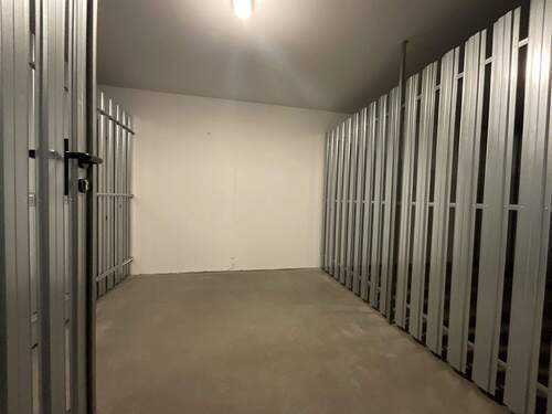 zusätzliches Kellerabteil - 