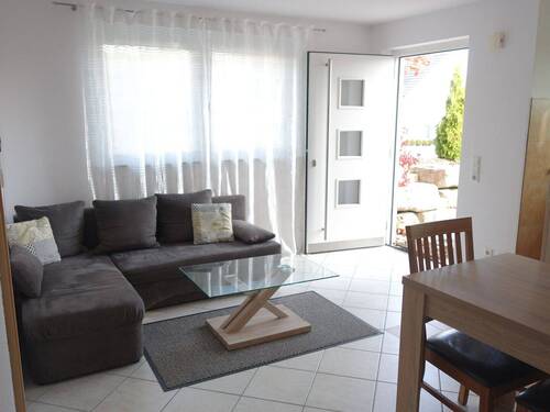 Wohn- und Esszimmer mit Terrasse - 