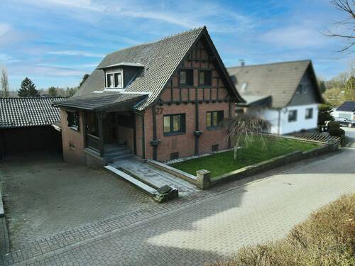 Drohnenansicht vorne - 