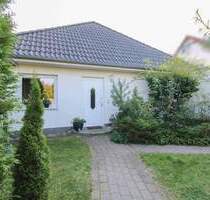 Moderner Bungalow mit ausgebautem Dachgeschoss und Weitblick bis zum Wasser in Sassnitz