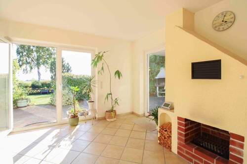 Wohnzimmer - 6 Zimmer Bungalow zum Kaufen in Sassnitz